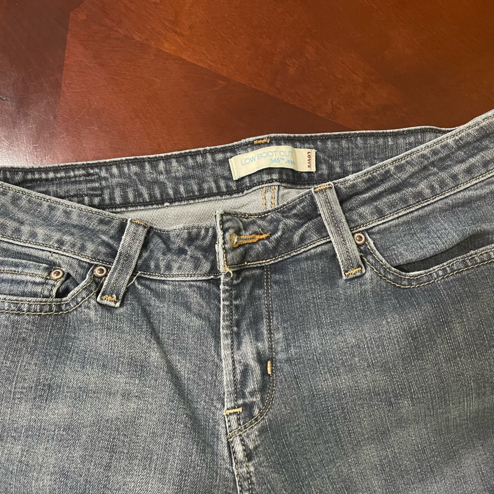 Low bootcut levis 545 size 8 medium